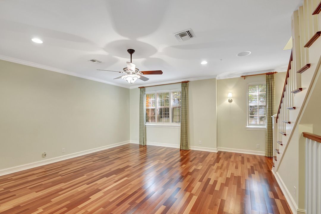 Active With Contract: $6,500 (3 beds, 3 baths, 1826 Square Feet)