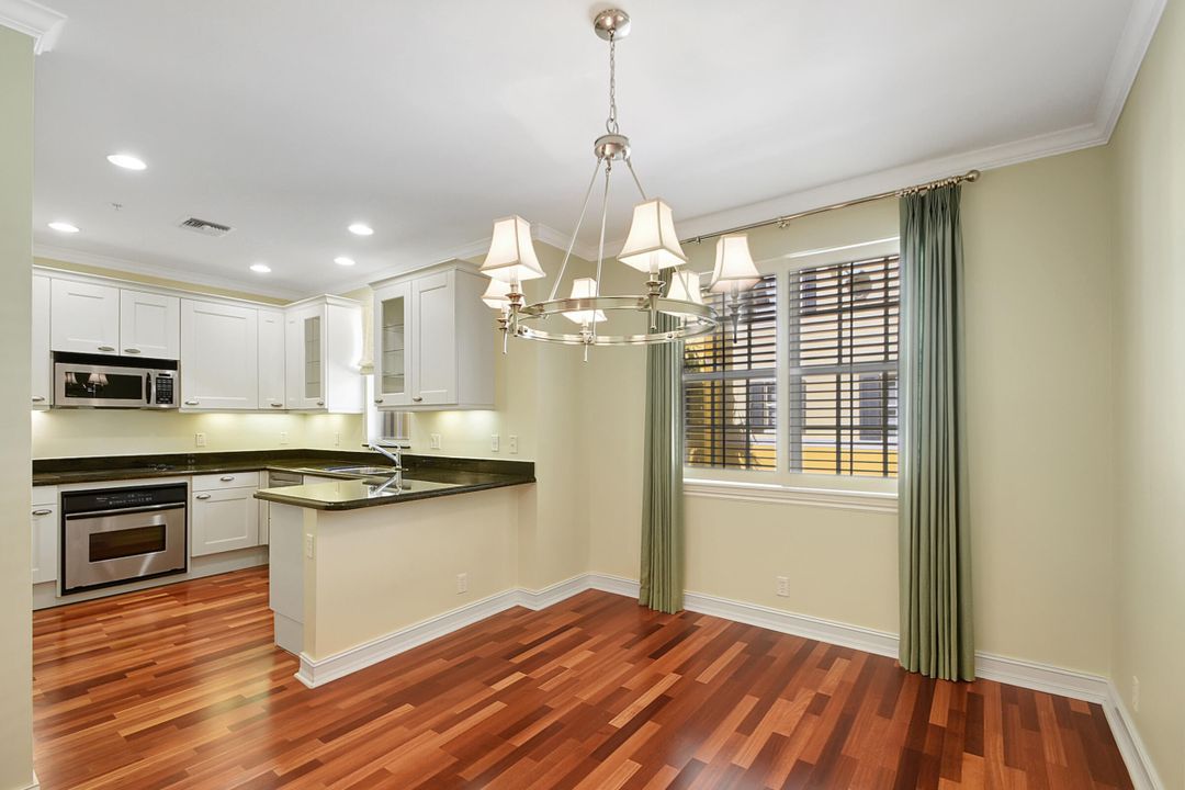 Active With Contract: $6,500 (3 beds, 3 baths, 1826 Square Feet)