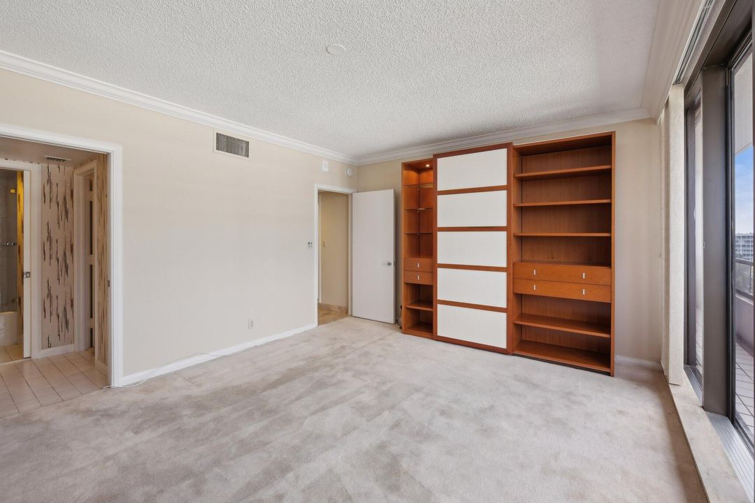 En Venta: $699,000 (2 camas, 2 baños, 2069 Pies cuadrados)