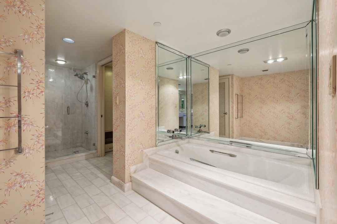 En Venta: $699,000 (2 camas, 2 baños, 2069 Pies cuadrados)