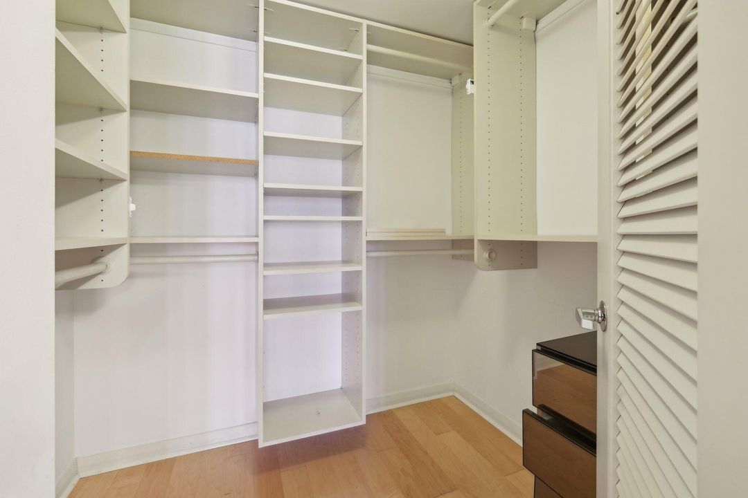 En Venta: $699,000 (2 camas, 2 baños, 2069 Pies cuadrados)