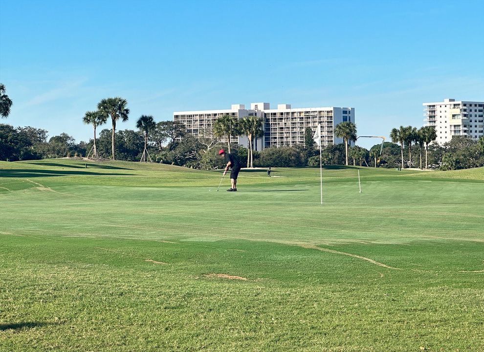 En Venta: $699,000 (2 camas, 2 baños, 2069 Pies cuadrados)