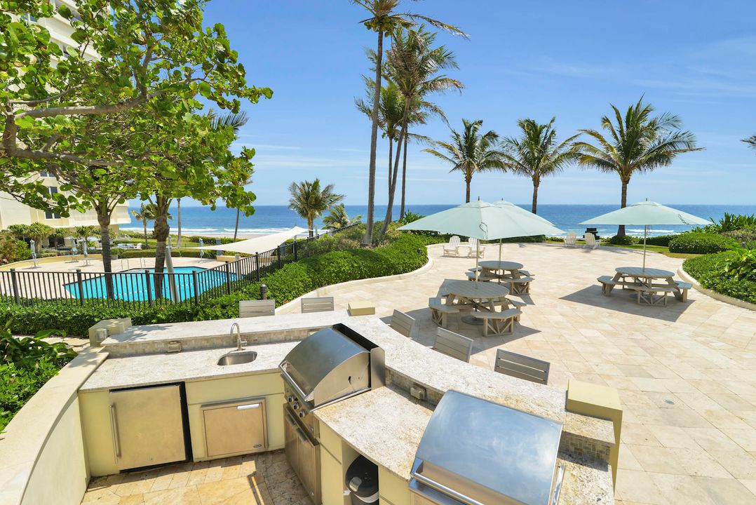 Под контрактом: $12,000 (2 спален, 2 ванн, 1448 Квадратных фут)