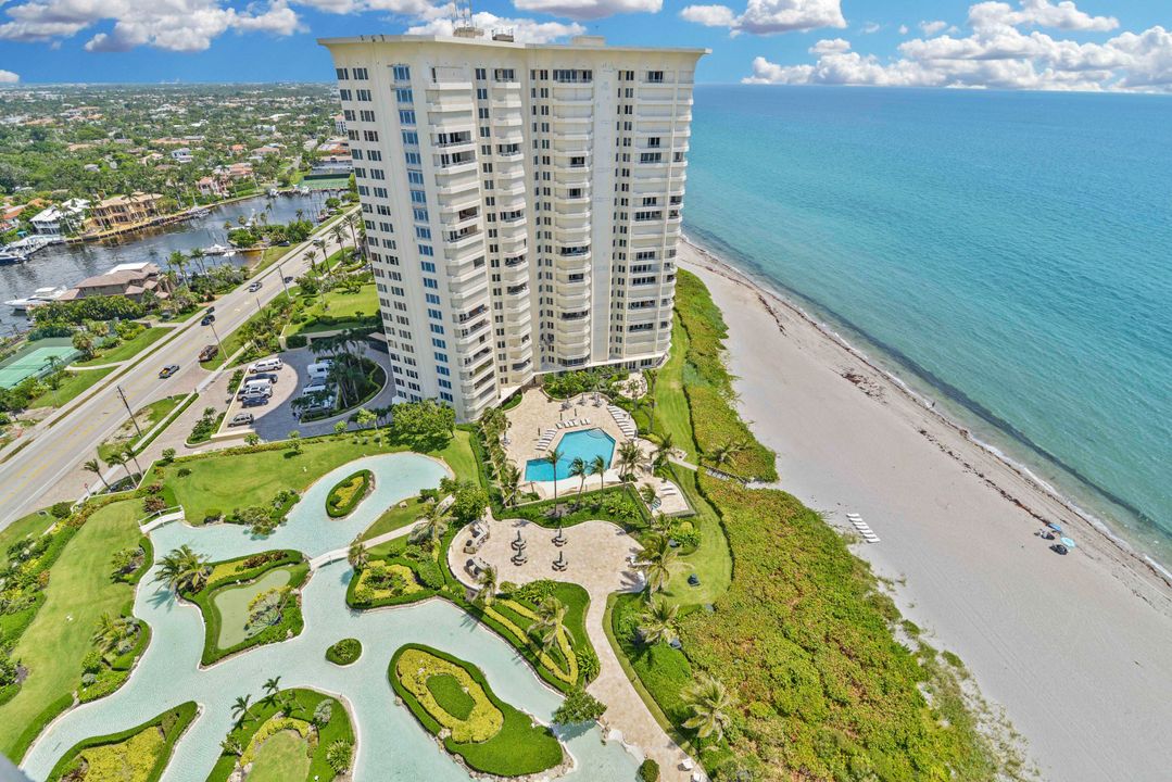 Под контрактом: $12,000 (2 спален, 2 ванн, 1448 Квадратных фут)