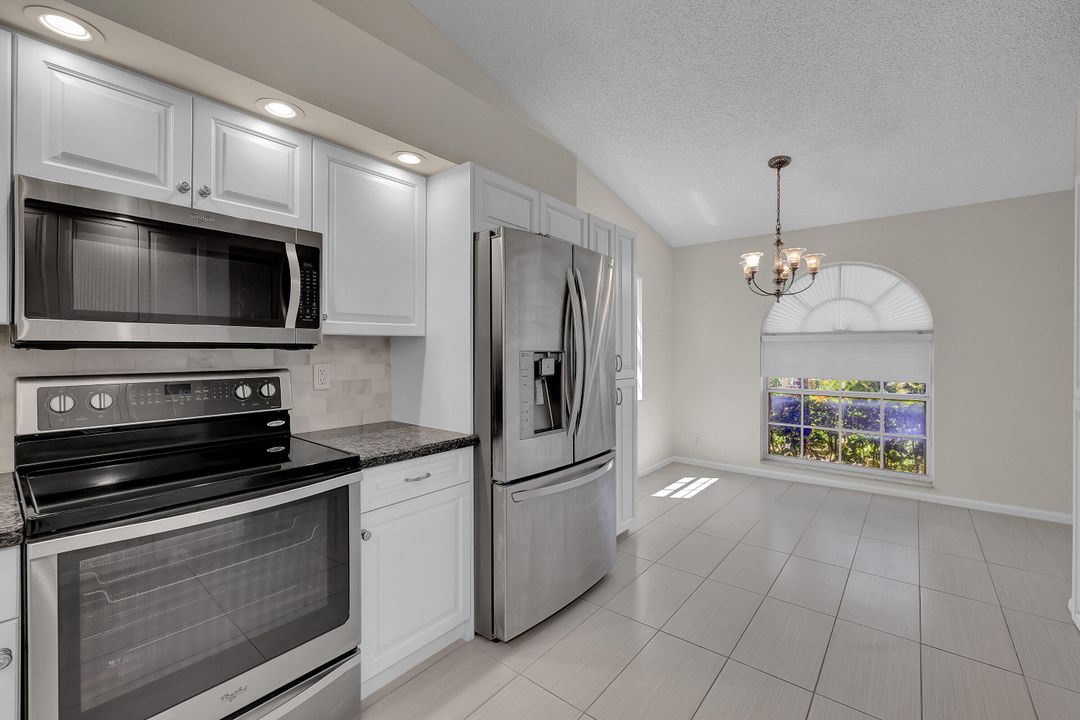 Active With Contract: $299,999 (3 beds, 2 baths, 1706 Square Feet)