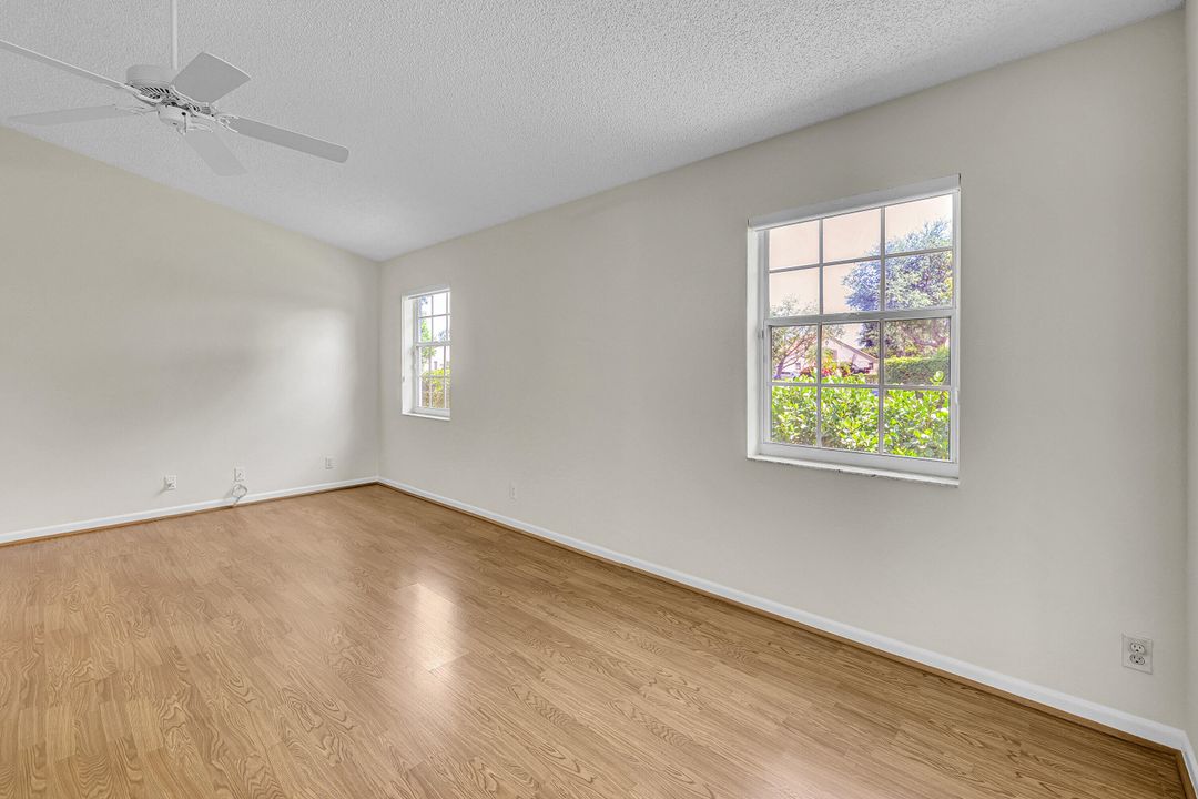 Active With Contract: $299,999 (3 beds, 2 baths, 1706 Square Feet)