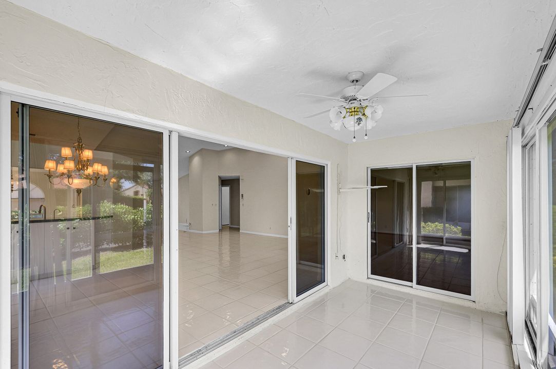 Active With Contract: $299,999 (3 beds, 2 baths, 1706 Square Feet)