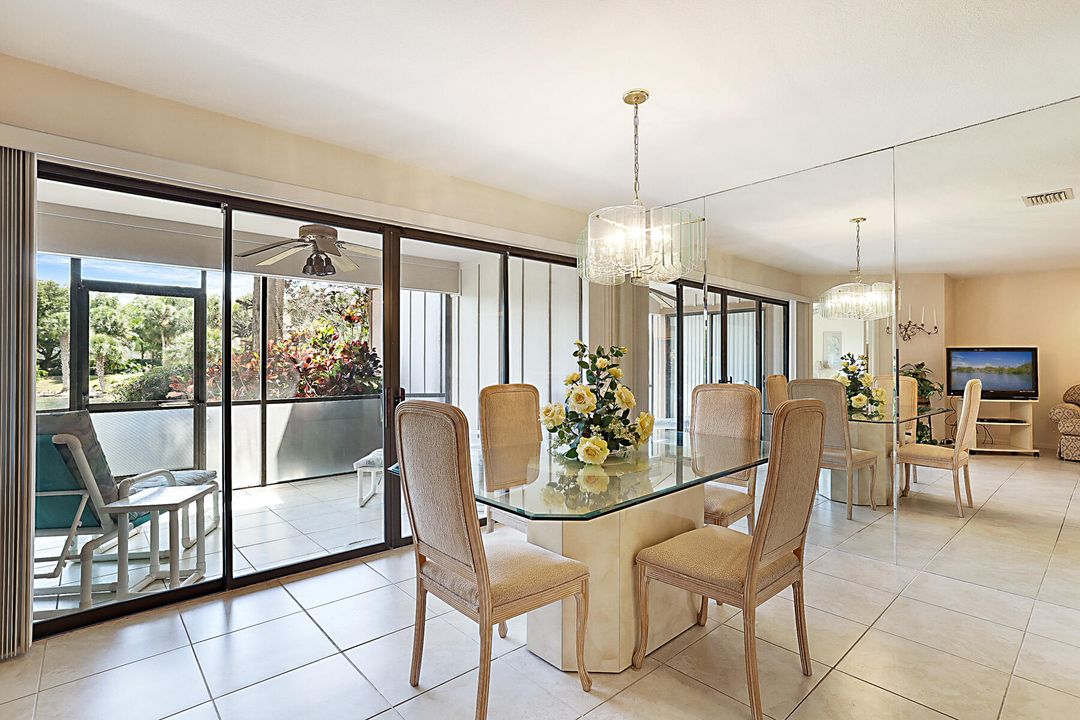 待售: $229,900 (2 贝兹, 2 浴室, 1162 平方英尺)