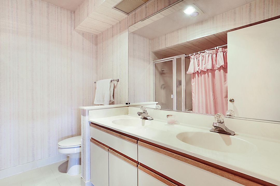 待售: $229,900 (2 贝兹, 2 浴室, 1162 平方英尺)