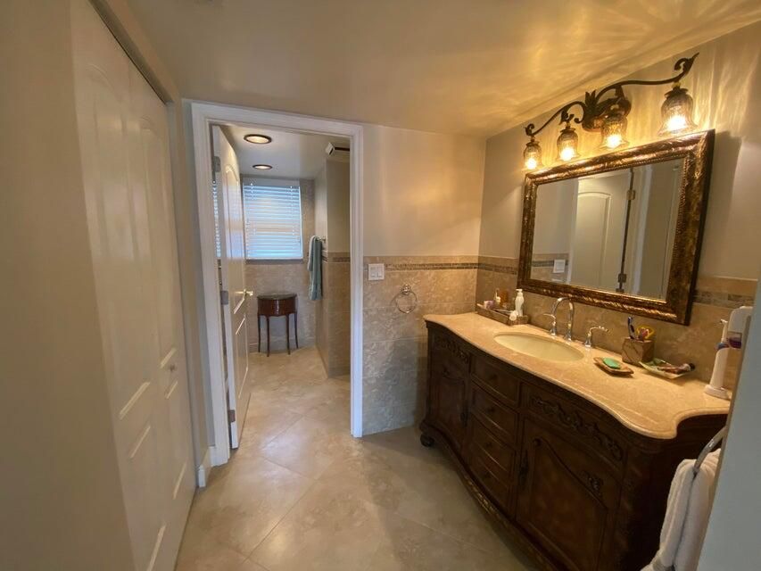 For Sale: $455,000 (3 beds, 2 baths, 2072 Square Feet)