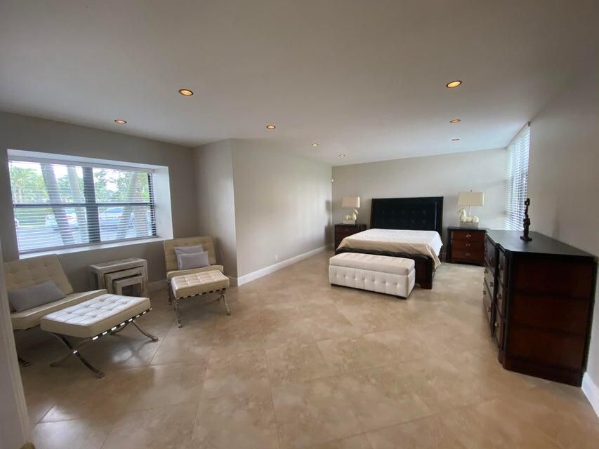 For Sale: $455,000 (3 beds, 2 baths, 2072 Square Feet)