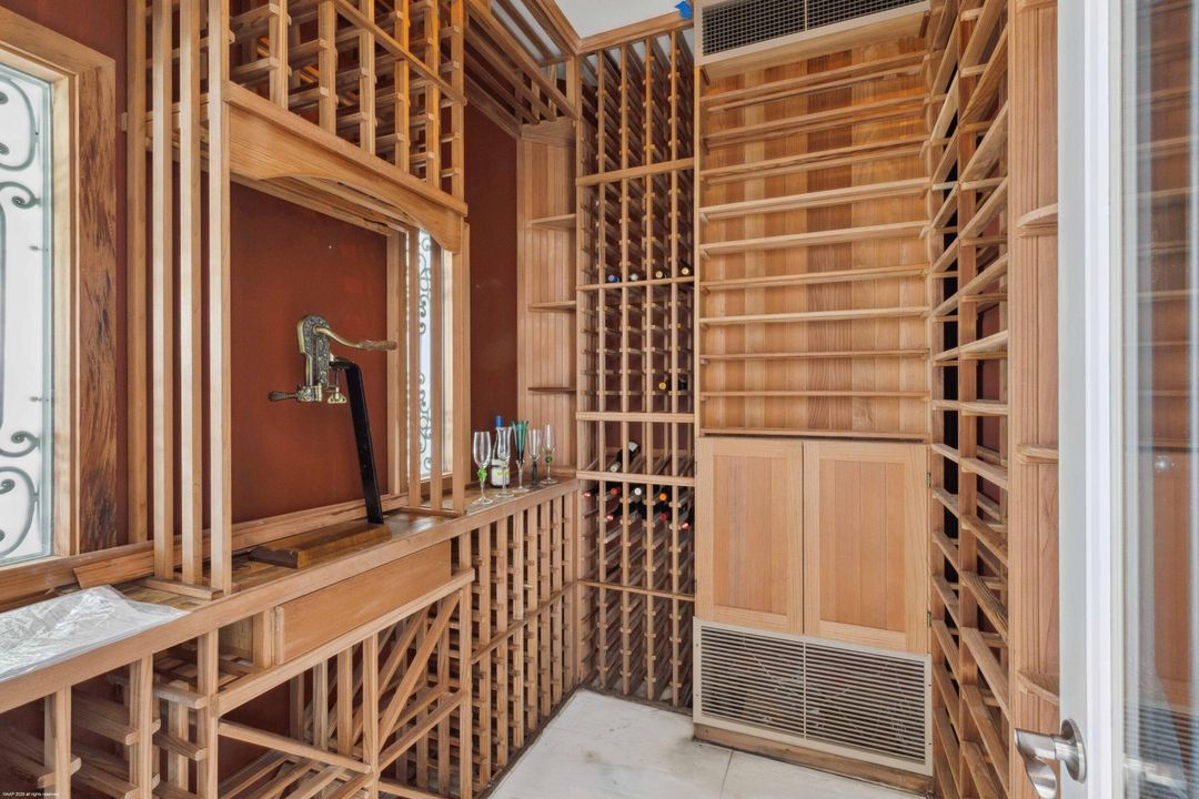 На продажу: $13,795,000 (5 спален, 7 ванн, 8254 Квадратных фут)