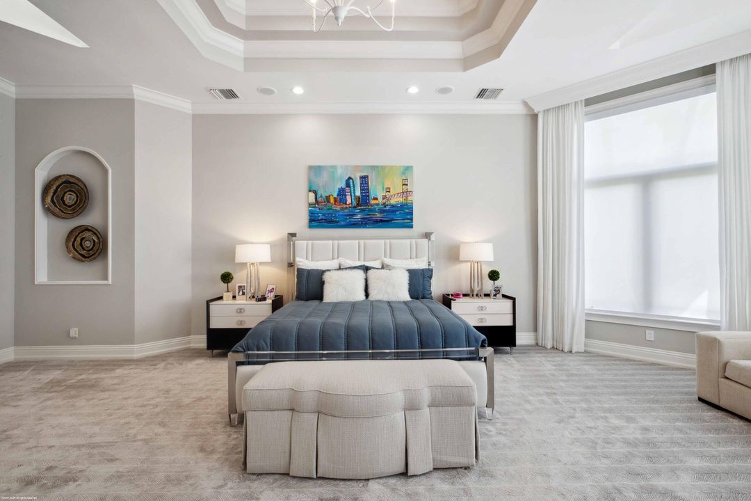 На продажу: $13,795,000 (5 спален, 7 ванн, 8254 Квадратных фут)