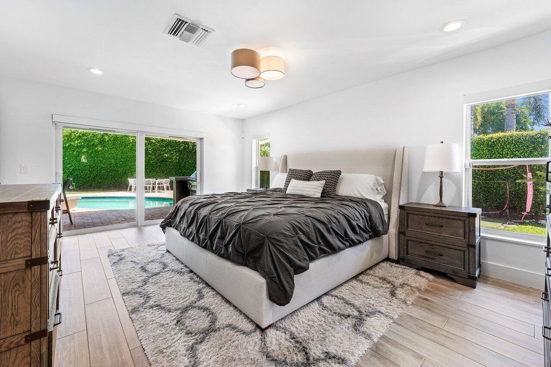 For Sale: $3,345,000 (5 beds, 3 baths, 2932 Square Feet)