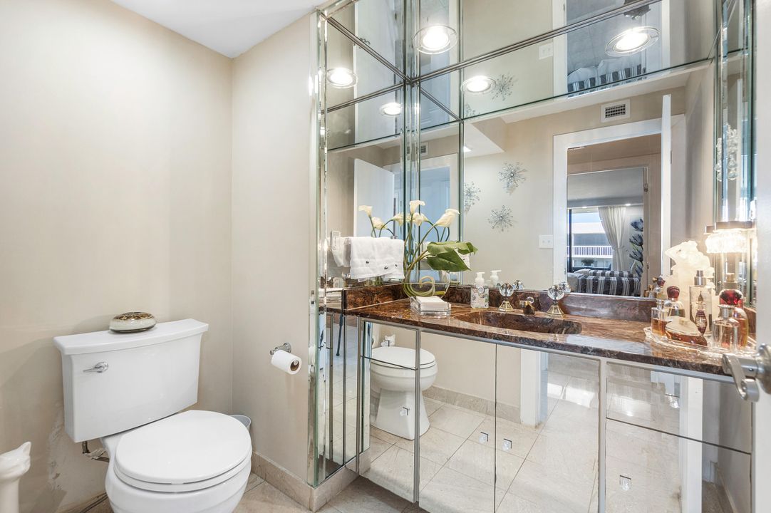 出租: $15,000 (3 贝兹, 2 浴室, 2072 平方英尺)