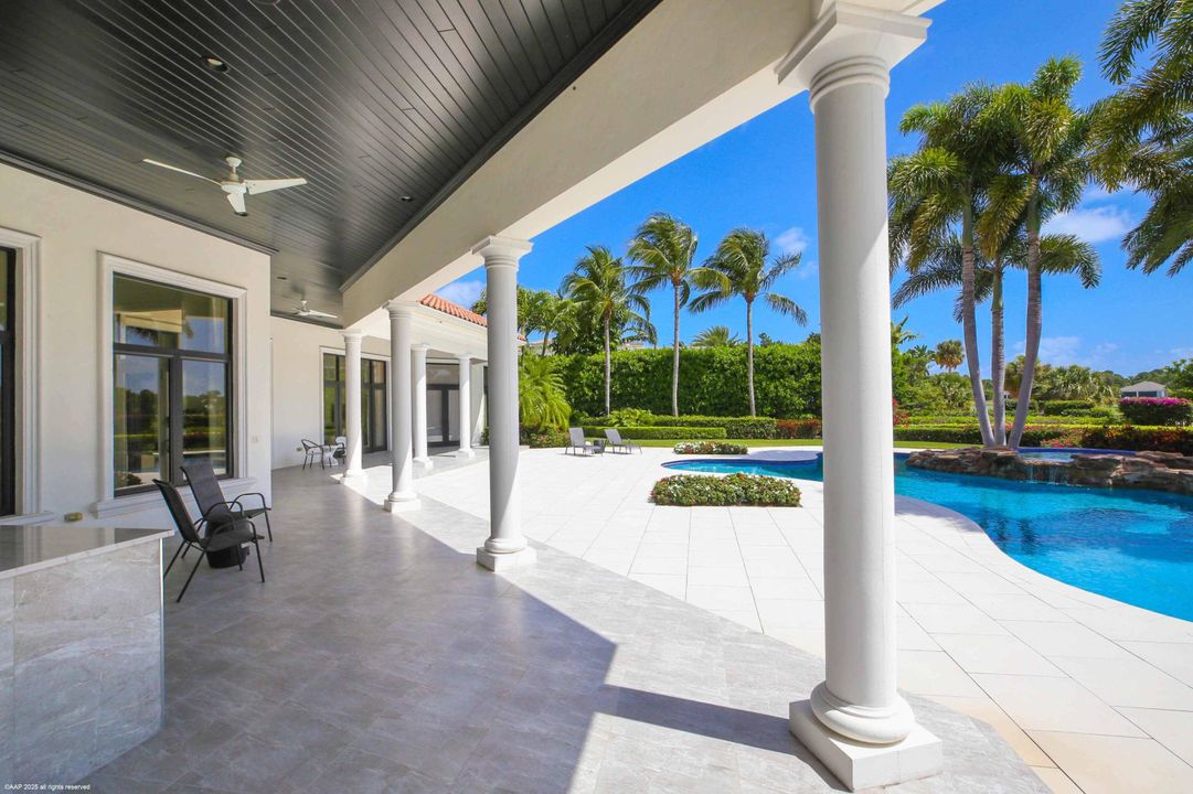 На продажу: $13,795,000 (5 спален, 7 ванн, 8254 Квадратных фут)