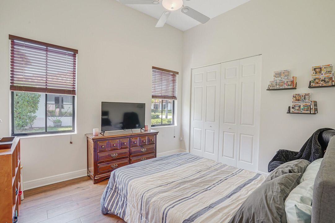 Active With Contract: $870,000 (4 beds, 4 baths, 3082 Square Feet)