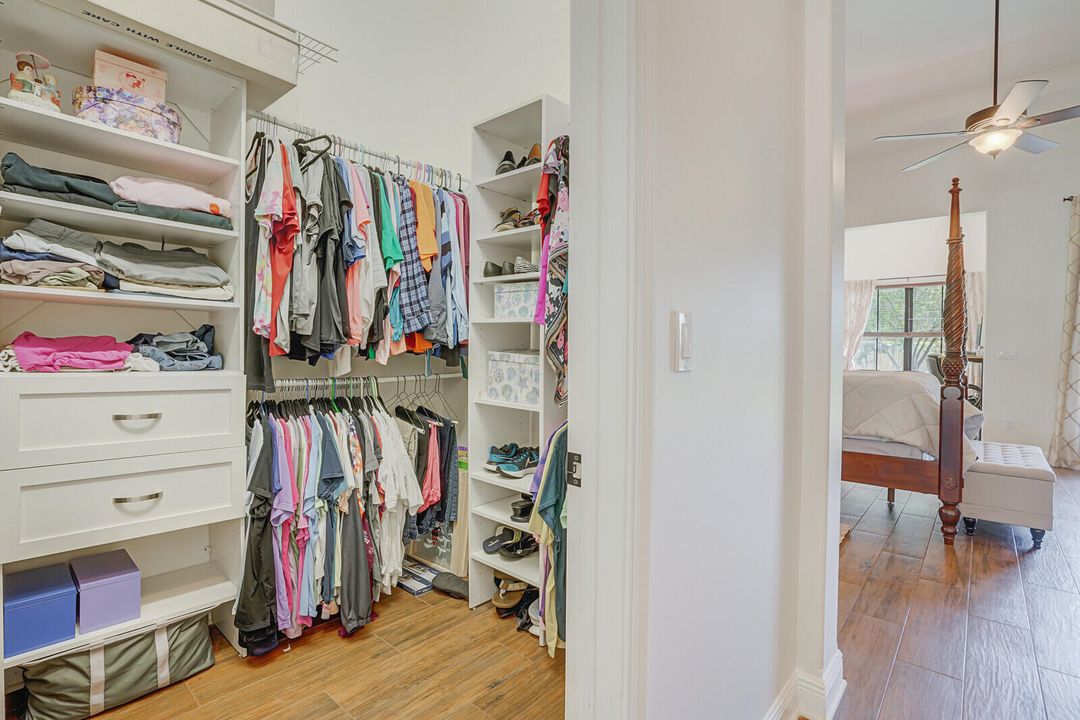 Active With Contract: $870,000 (4 beds, 4 baths, 3082 Square Feet)