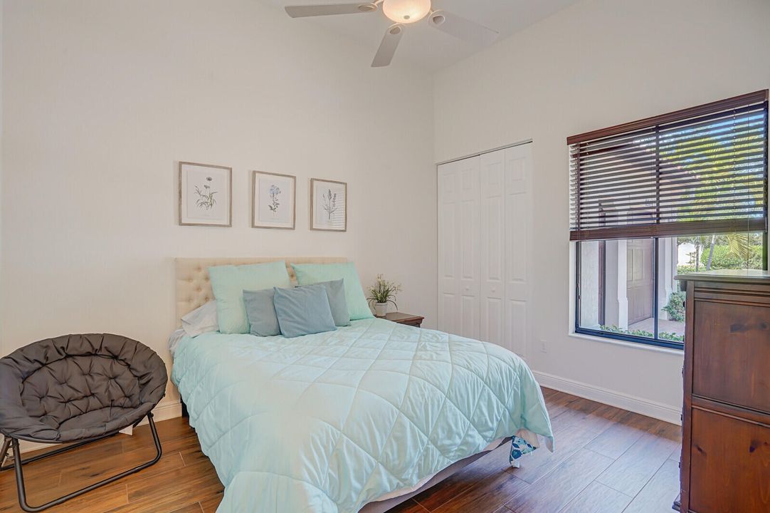 Active With Contract: $870,000 (4 beds, 4 baths, 3082 Square Feet)