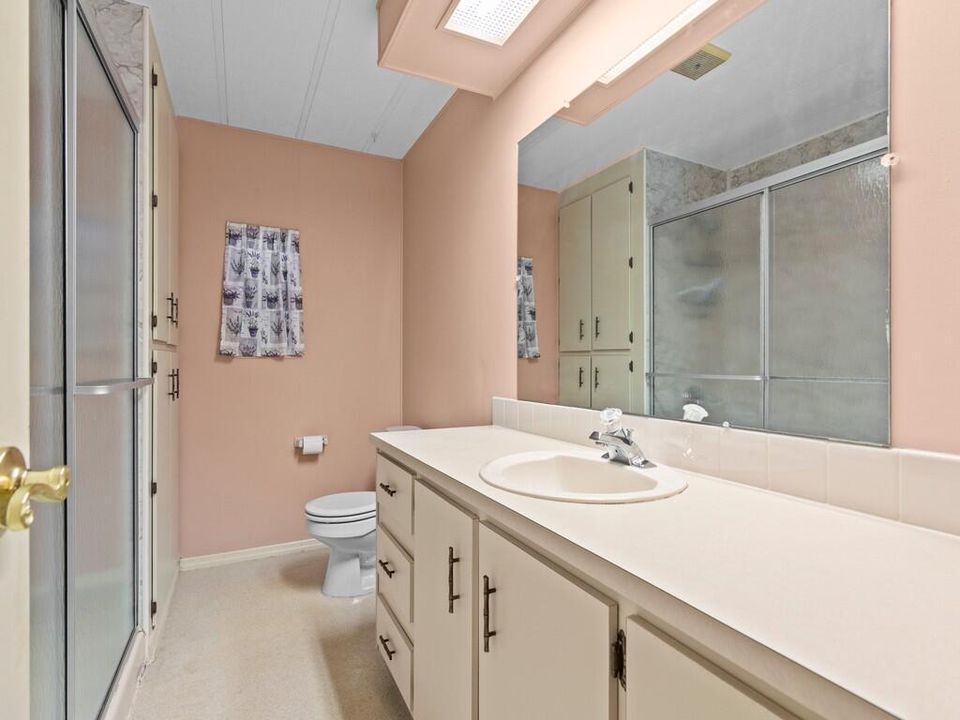 For Sale: $59,500 (2 beds, 2 baths, 1080 Square Feet)