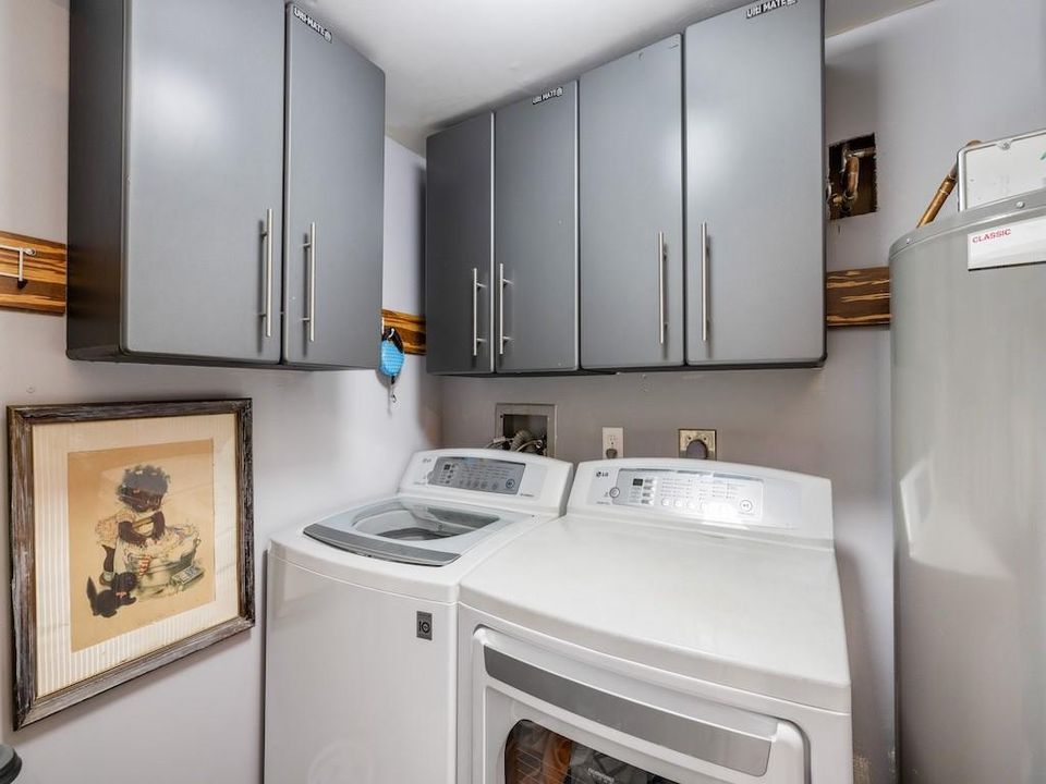 For Sale: $469,000 (2 beds, 2 baths, 1475 Square Feet)