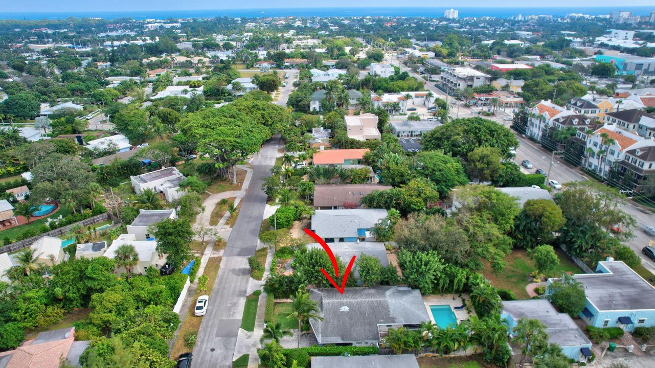 For Rent: $7,900 (3 beds, 2 baths, 1494 Square Feet)