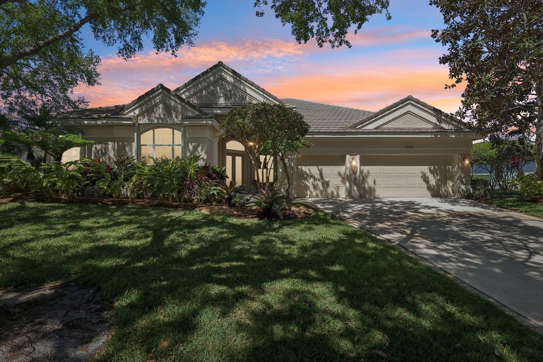 Recently Sold: $1,115,000 (4 beds, 3 baths, 2839 Square Feet)