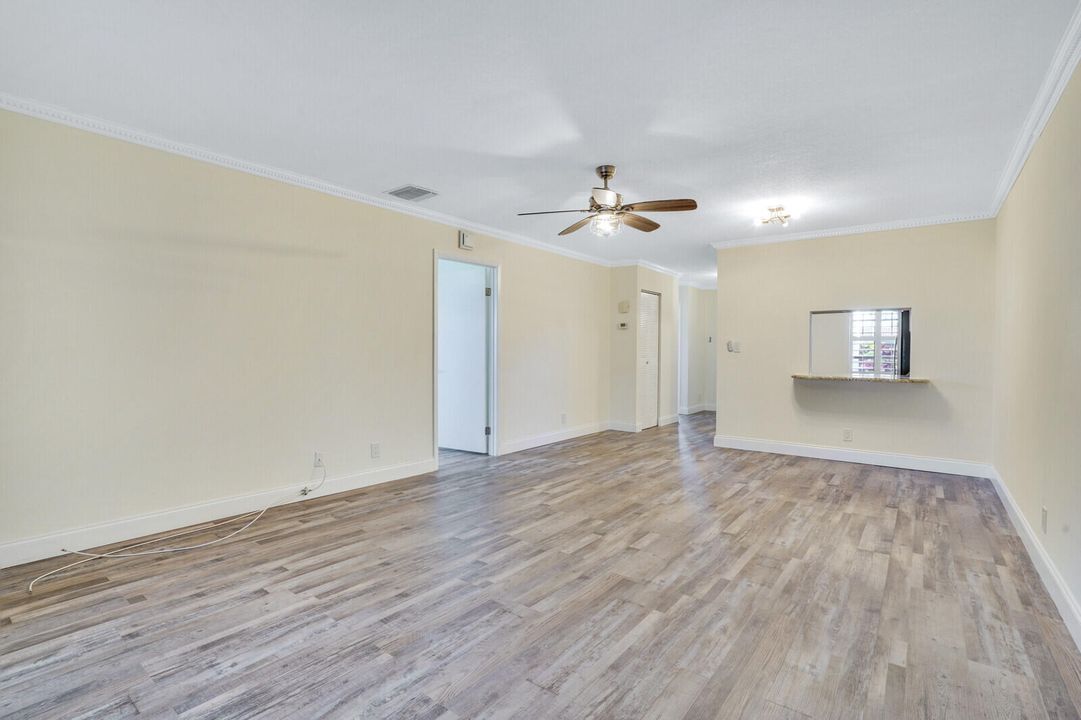 Activo con contrato: $200,000 (2 camas, 2 baños, 1029 Pies cuadrados)