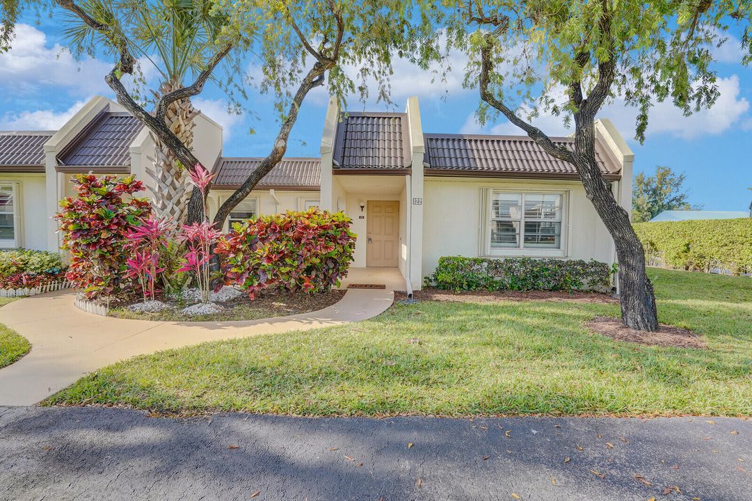 Activo con contrato: $200,000 (2 camas, 2 baños, 1029 Pies cuadrados)