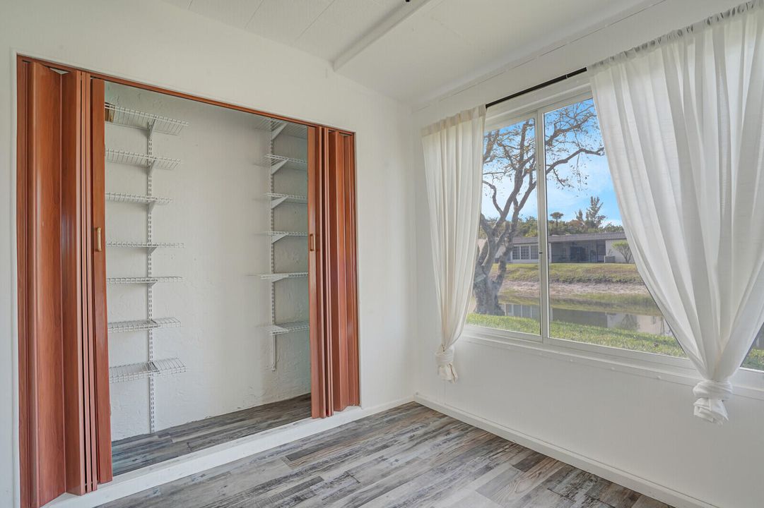 Activo con contrato: $200,000 (2 camas, 2 baños, 1029 Pies cuadrados)