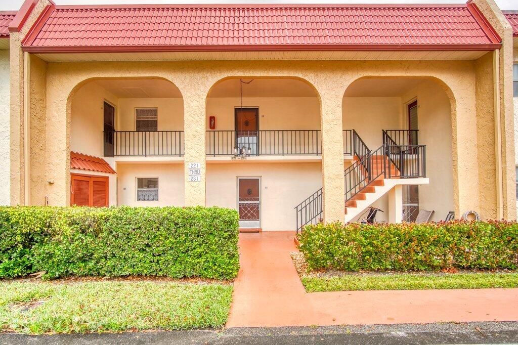 Recently Rented: $1,800 (2 beds, 2 baths, 888 Square Feet)