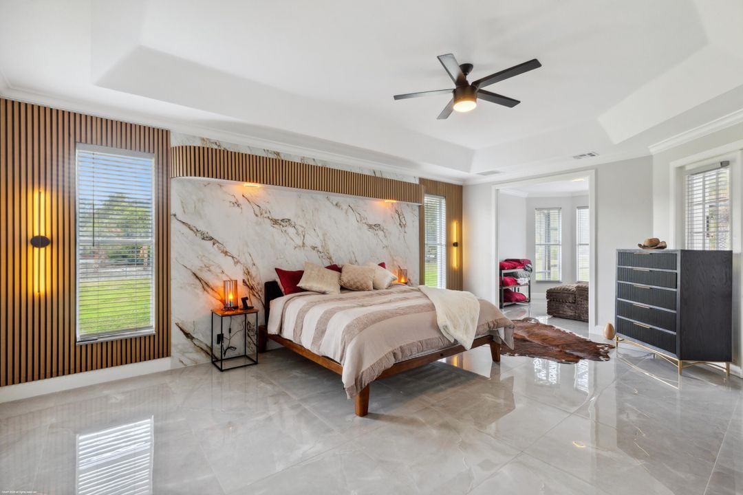 For Sale: $1,895,000 (5 beds, 4 baths, 3755 Square Feet)