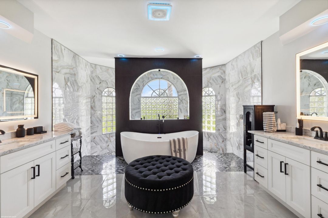 For Sale: $1,895,000 (5 beds, 4 baths, 3755 Square Feet)