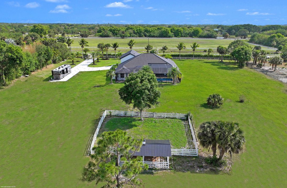 For Sale: $1,895,000 (5 beds, 4 baths, 3755 Square Feet)