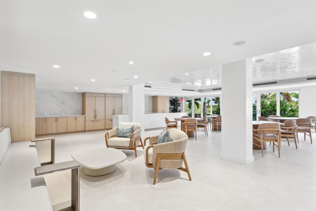 Active With Contract: $1,650,000 (2 beds, 2 baths, 1715 Square Feet)