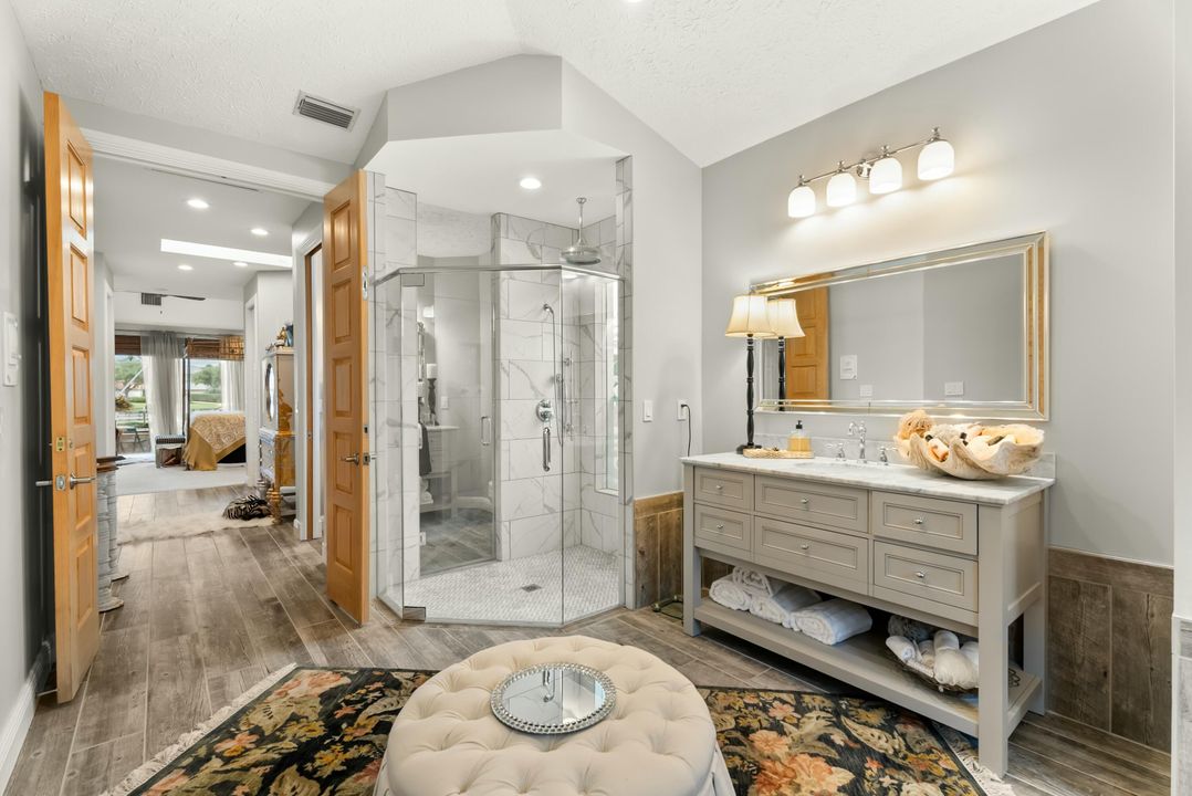 En Venta: $1,462,000 (3 camas, 3 baños, 3467 Pies cuadrados)