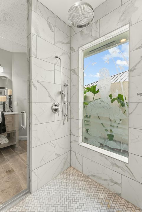 En Venta: $1,462,000 (3 camas, 3 baños, 3467 Pies cuadrados)