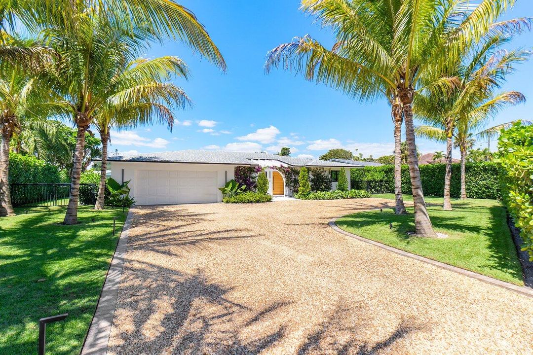 Vendido Recientemente: $1,590,000 (3 camas, 2 baños, 1600 Pies cuadrados)