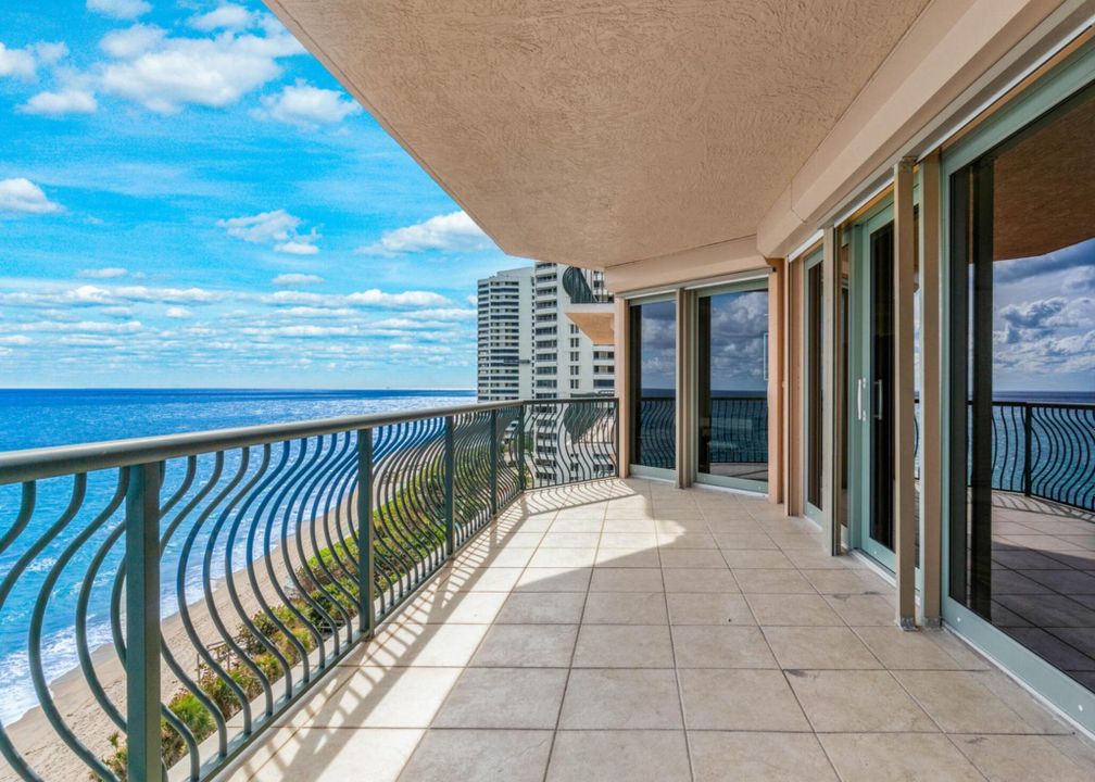 Active With Contract: $12,000 (3 beds, 3 baths, 3483 Square Feet)