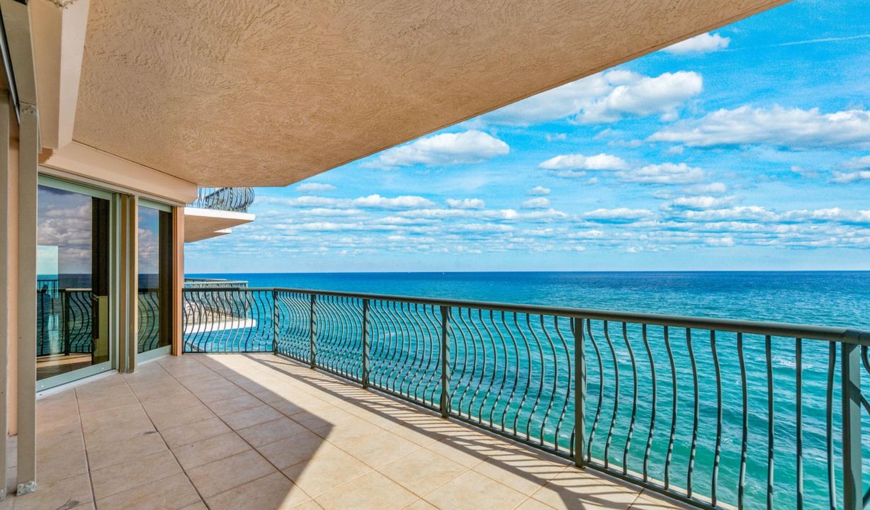 Active With Contract: $12,000 (3 beds, 3 baths, 3483 Square Feet)