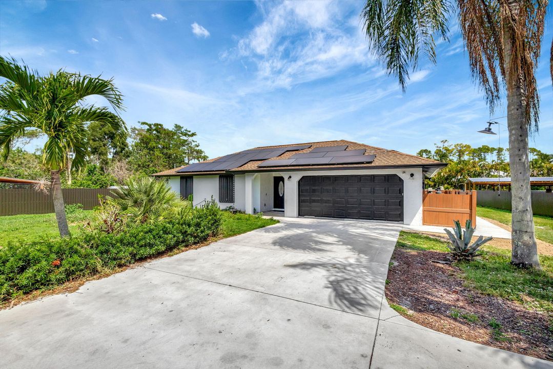 Recently Sold: $950,000 (4 beds, 3 baths, 1441 Square Feet)