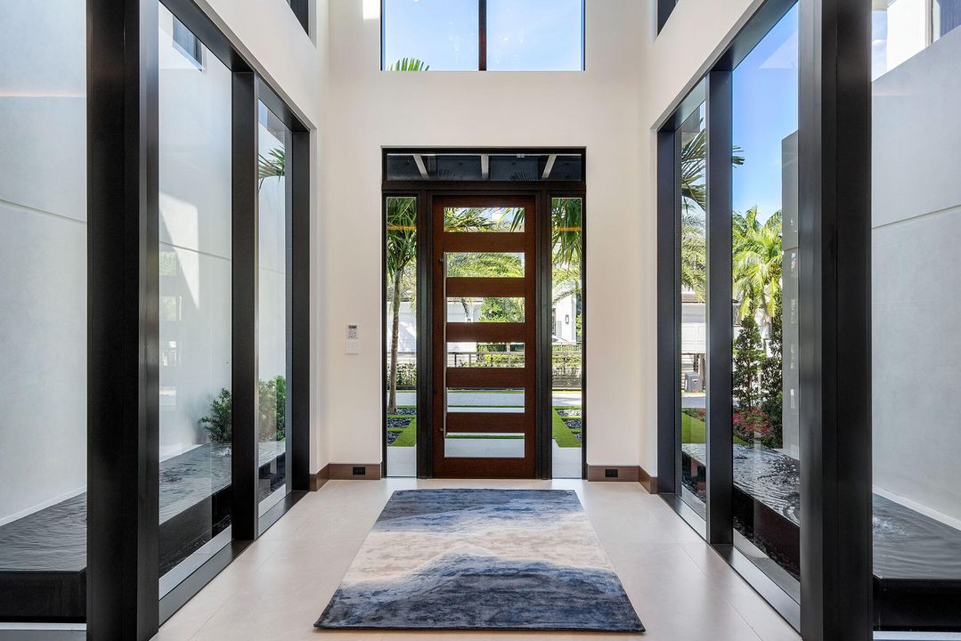 For Sale: $27,500,000 (5 beds, 6 baths, 8287 Square Feet)