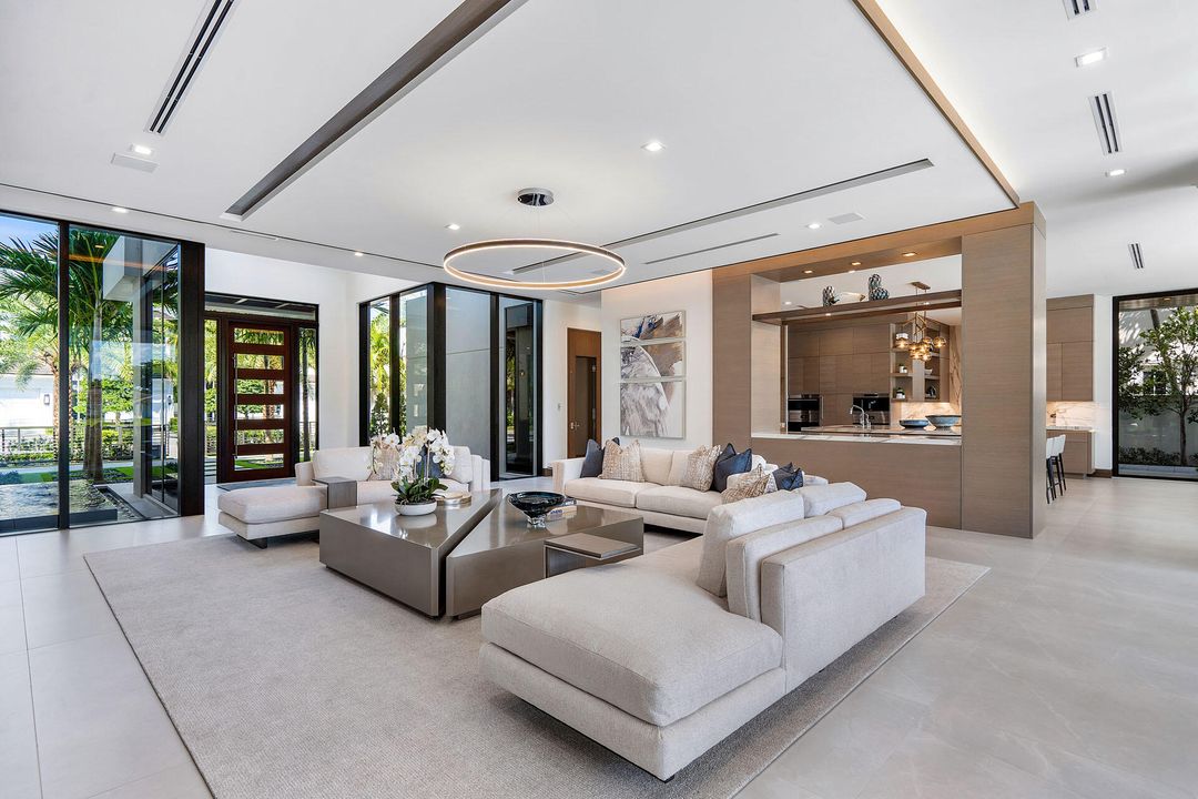 For Sale: $27,500,000 (5 beds, 6 baths, 8287 Square Feet)