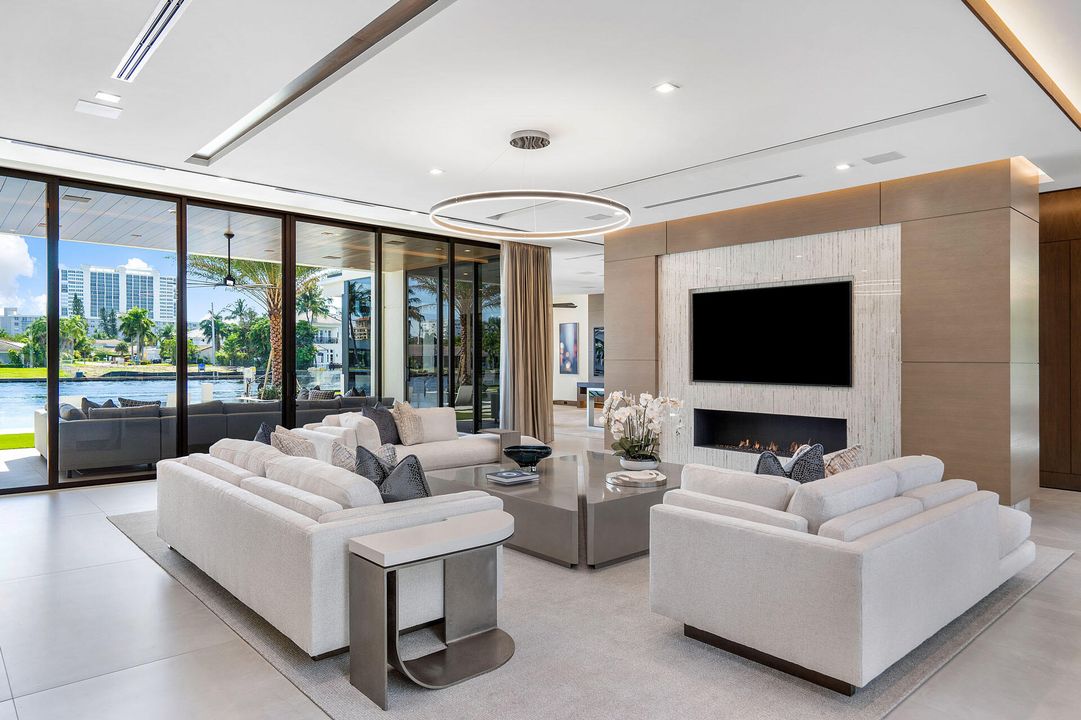 For Sale: $27,500,000 (5 beds, 6 baths, 8287 Square Feet)