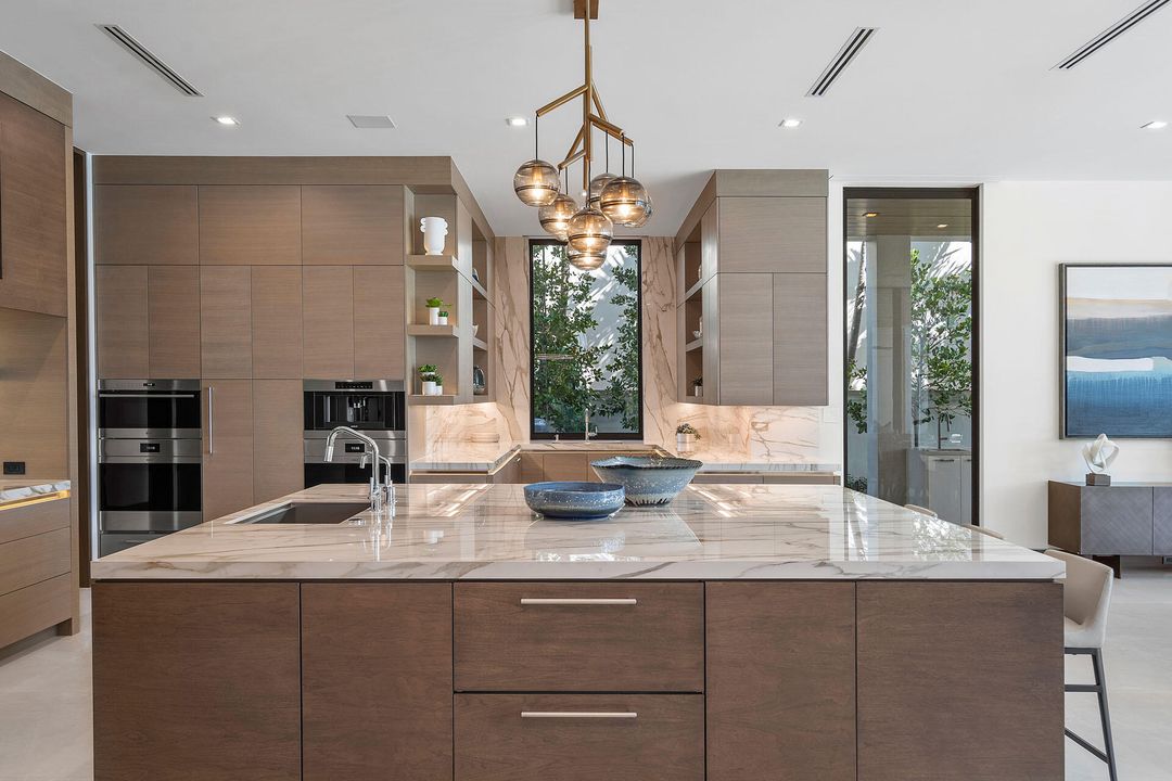 For Sale: $27,500,000 (5 beds, 6 baths, 8287 Square Feet)