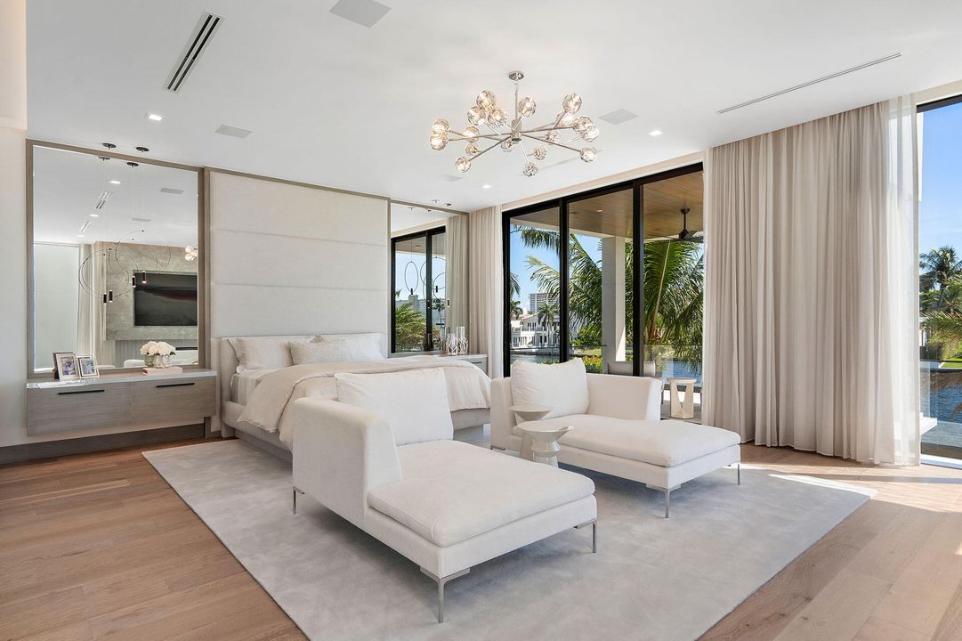 For Sale: $27,500,000 (5 beds, 6 baths, 8287 Square Feet)