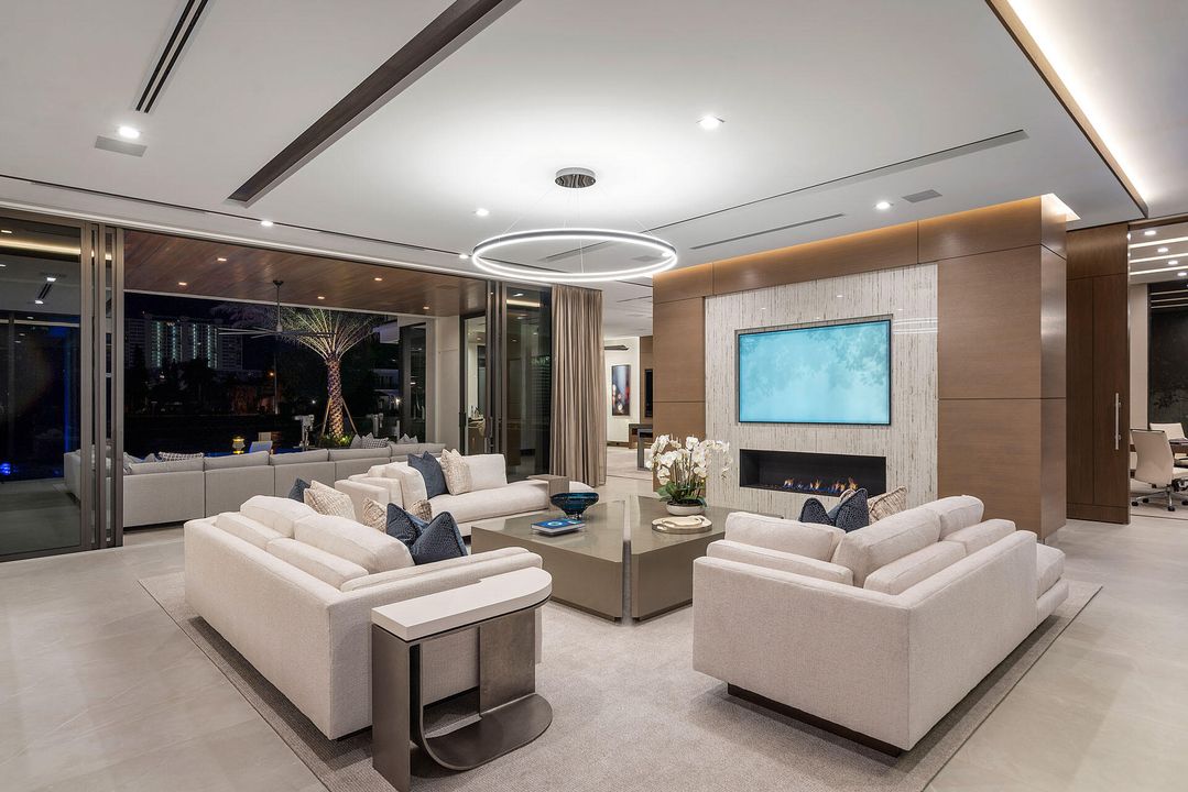 For Sale: $27,500,000 (5 beds, 6 baths, 8287 Square Feet)