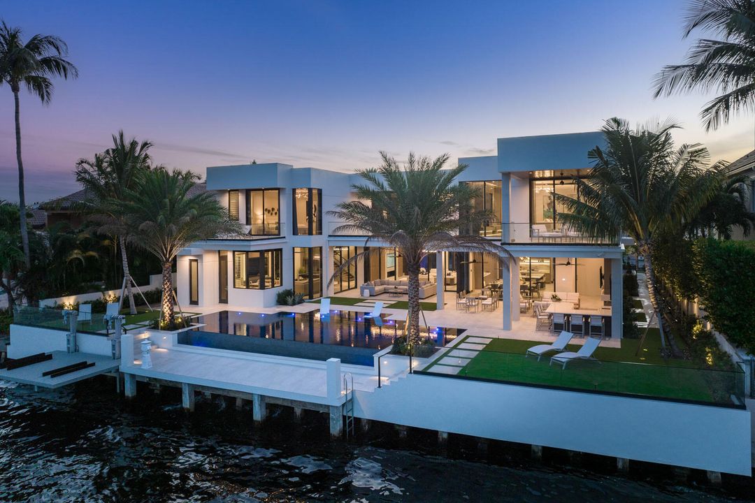 For Sale: $27,500,000 (5 beds, 6 baths, 8287 Square Feet)