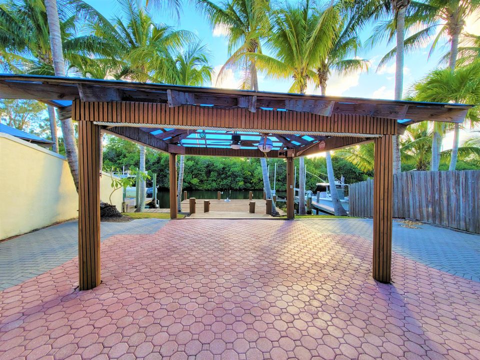 最近租的: $3,000 (2 贝兹, 2 浴室, 1632 平方英尺)