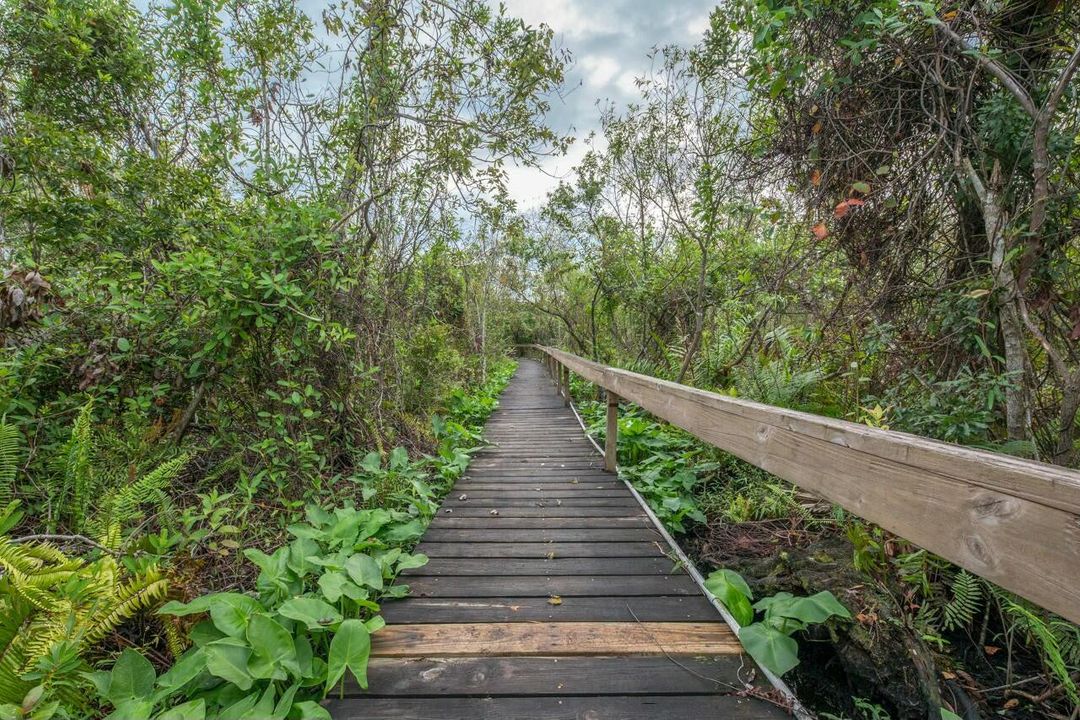 Activo con contrato: $250,000 (2 camas, 2 baños, 1288 Pies cuadrados)